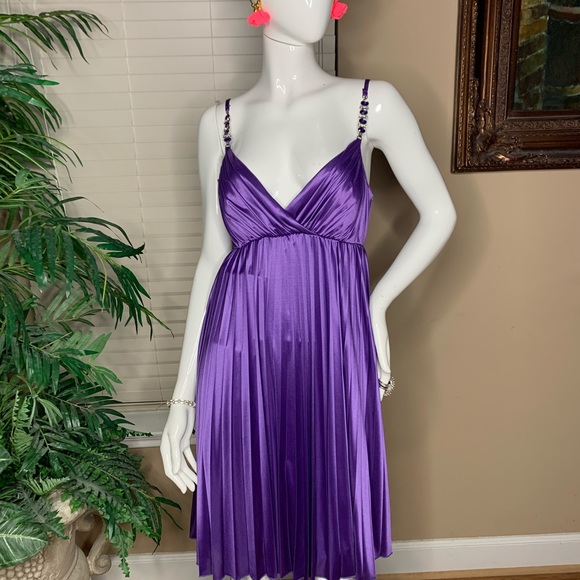 Purple Dress very beautiful Size Large Wear it once - Picture 2 of 10
